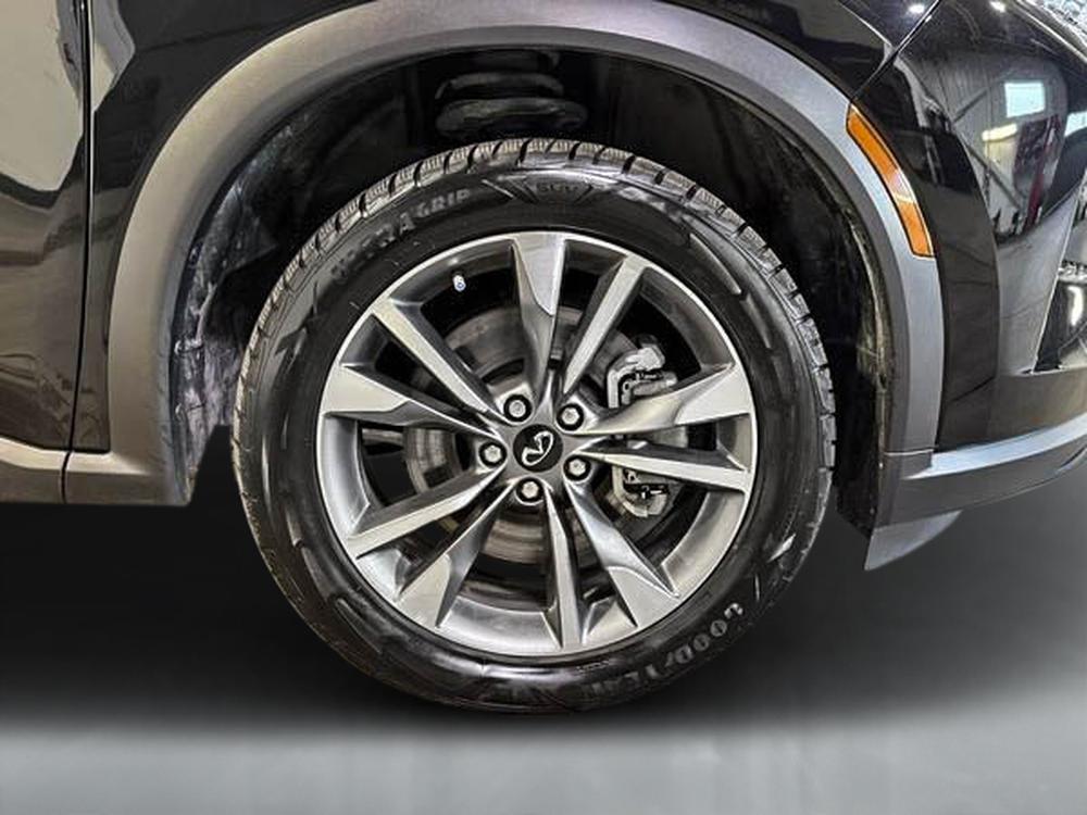 INFINITI QX60 LUXE 2024 d&rsquo;occasion à vendre - 13