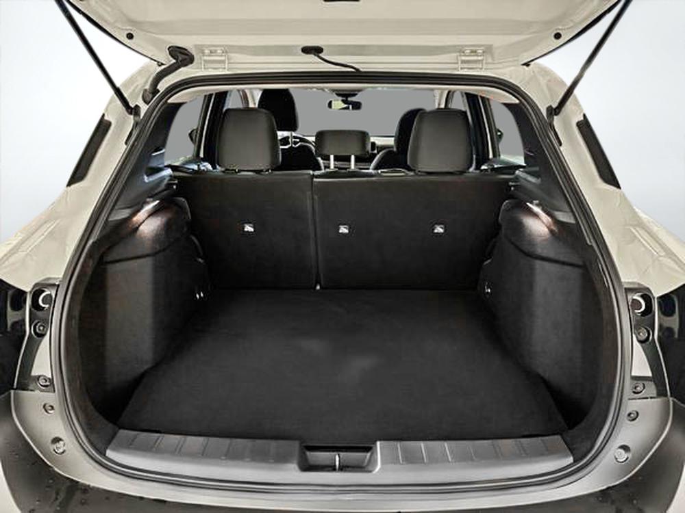 Nissan Kicks 2025 Blanc usage à vendre Nissan Kicks 2025 Blanc usage à vendre