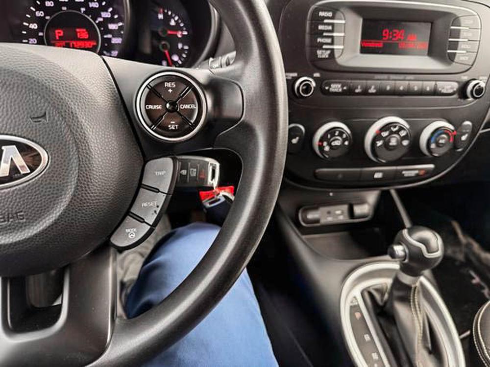 Kia Soul 2016 Noir usage à vendre Kia Soul 2016 Noir usage à vendre
