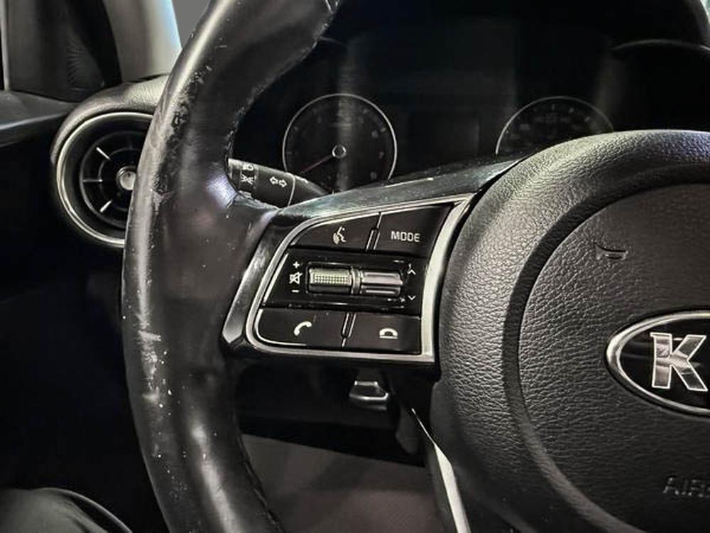 Kia Forte EX 2019 d&rsquo;occasion à vendre - 18