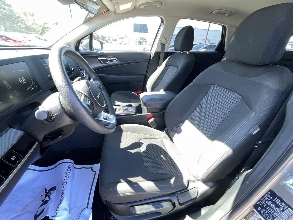 Kia Sportage LX 2025 d&rsquo;occasion à vendre - 13