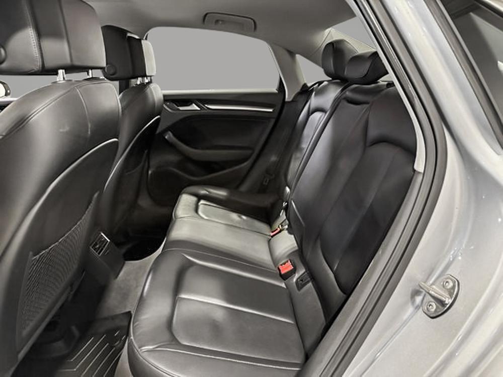 Audi A3 2.0T KOMFORT 2015 d&rsquo;occasion à vendre - 29