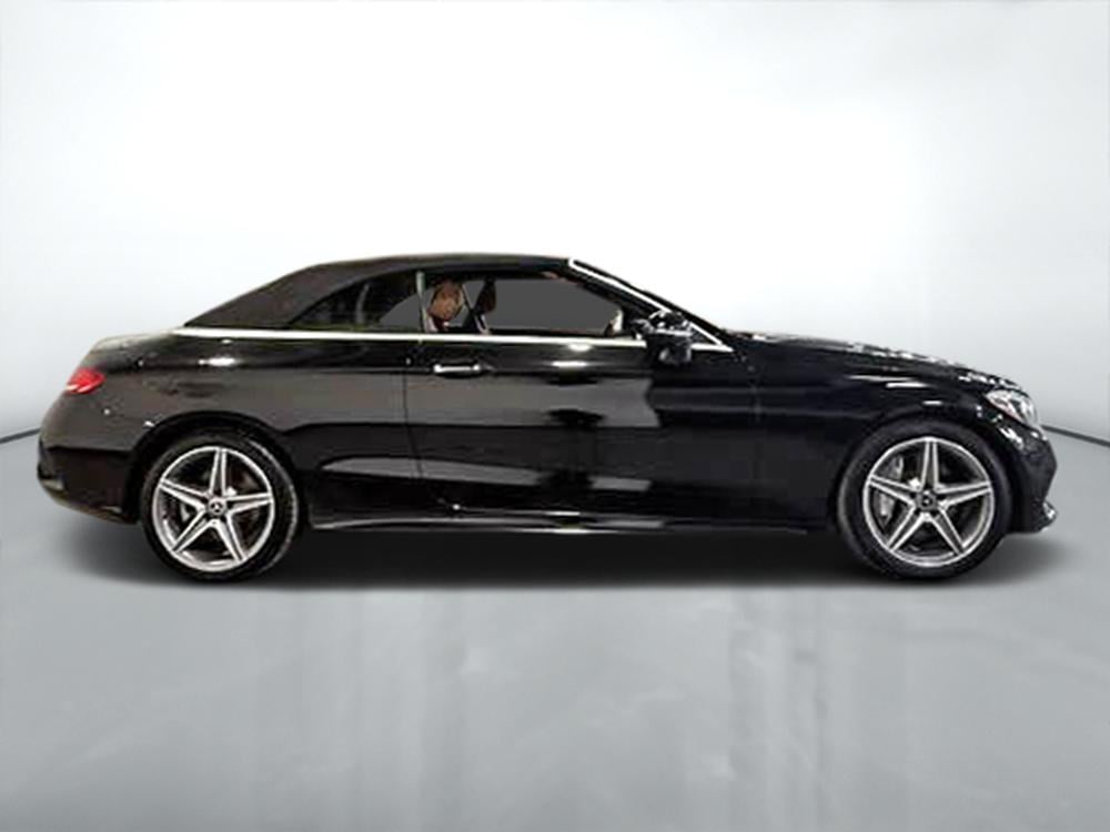 Mercedes-Benz C-Class 2018 Noir usage à vendre Mercedes-Benz C-Class 2018 Noir usage à vendre