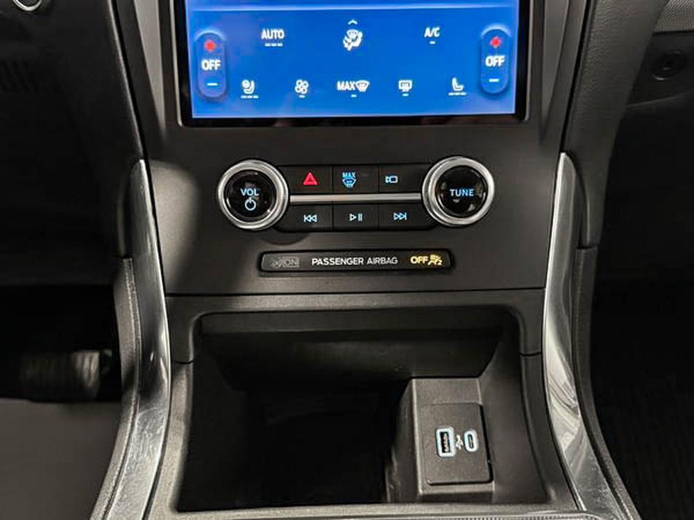 Ford Edge Titanium 2021 d&rsquo;occasion à vendre - 28
