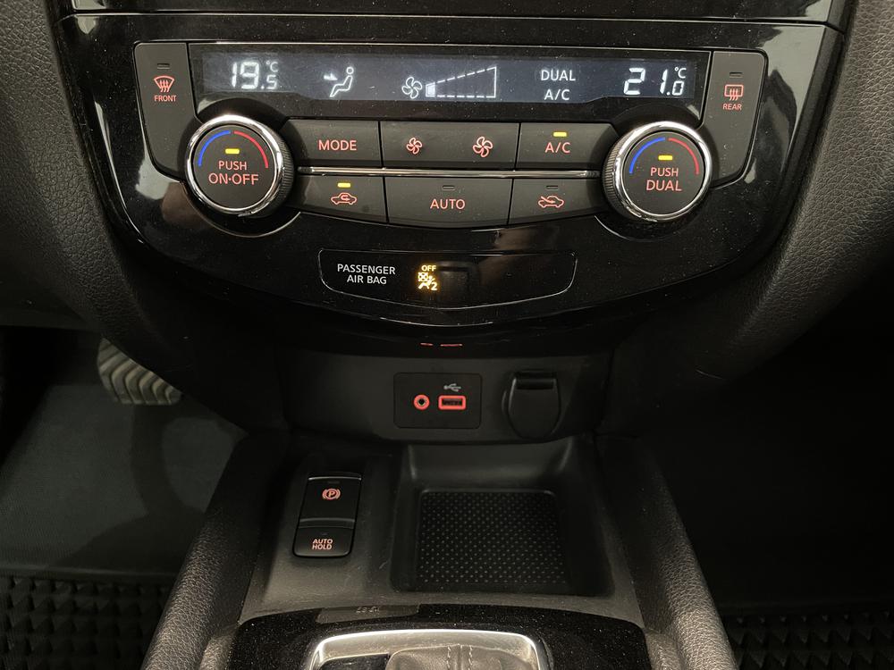 Nissan Qashqai SV AWD 2023 d&rsquo;occasion à vendre - 26