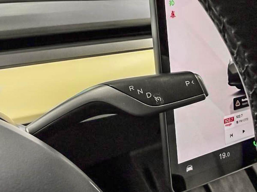 Tesla Model Y LONG RANGE 2023 d&rsquo;occasion à vendre - 23