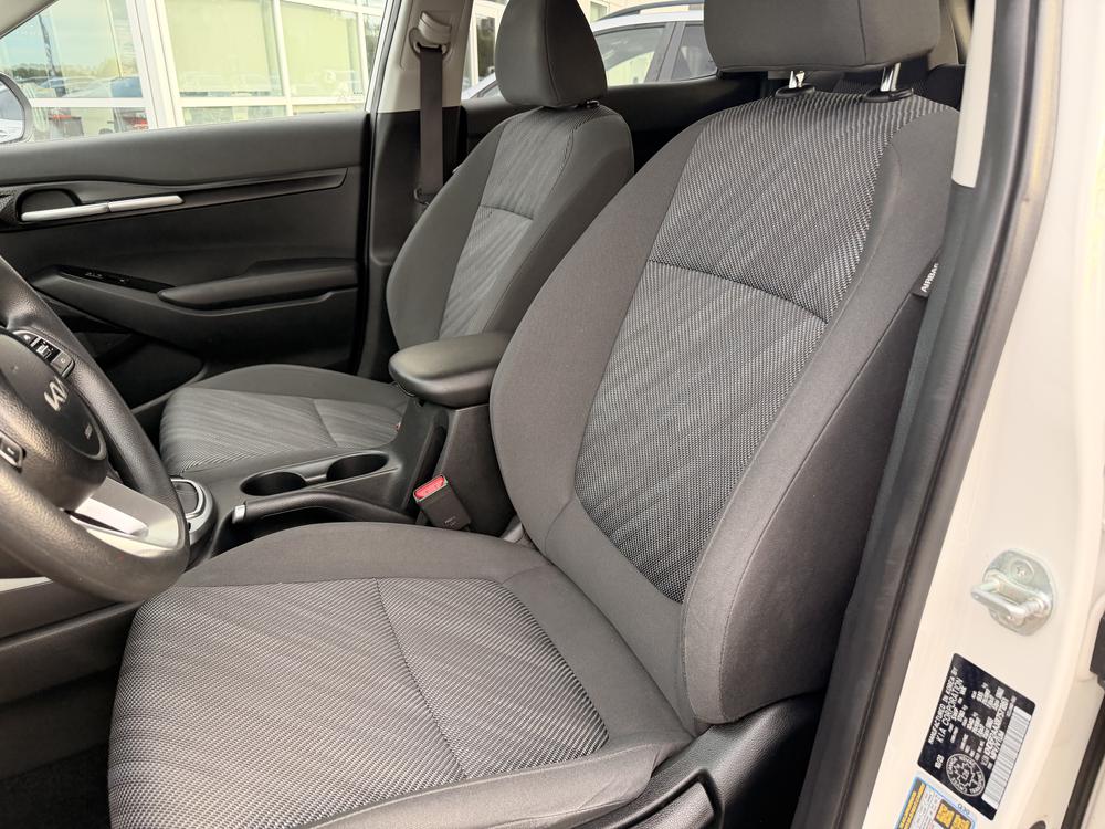 Kia Seltos LX FWD 2024 d&rsquo;occasion à vendre - 17