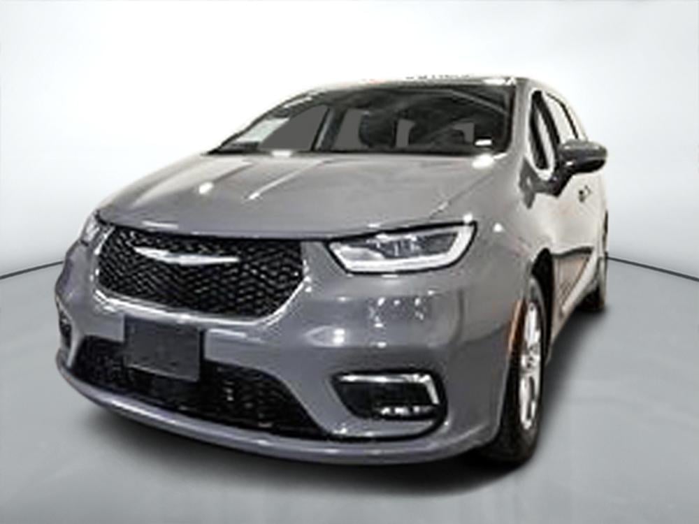 Chrysler Pacifica TOURING 2023 d&rsquo;occasion à vendre - 9