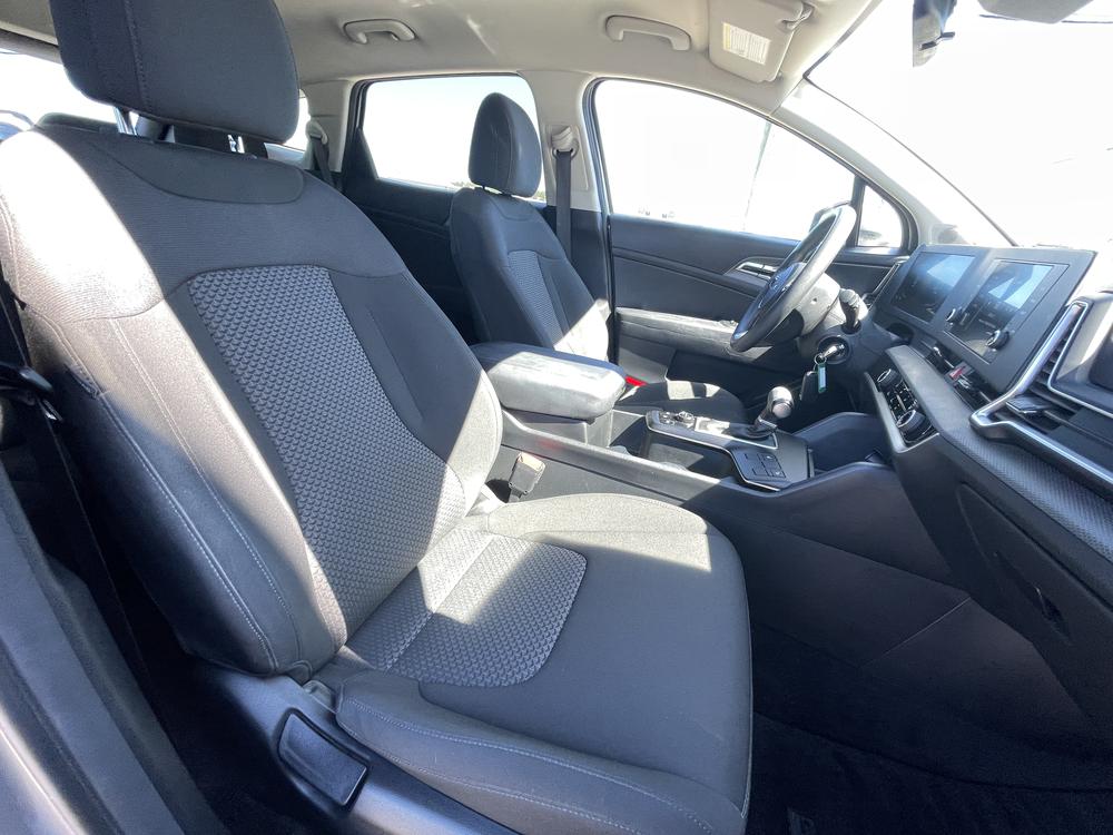 Kia Sportage LX 2025 d&rsquo;occasion à vendre - 29