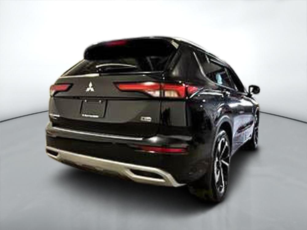 Mitsubishi Outlander GT 2024 d&rsquo;occasion à vendre - 3