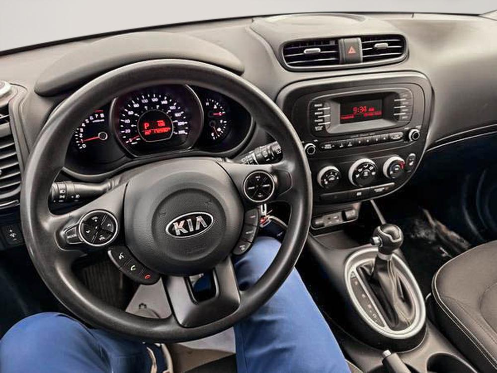 Kia Soul 2016 Noir usage à vendre Kia Soul 2016 Noir usage à vendre