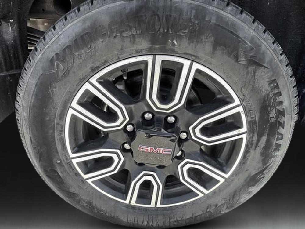 GMC Sierra 2500HD AT4 2023 d&rsquo;occasion à vendre - 9