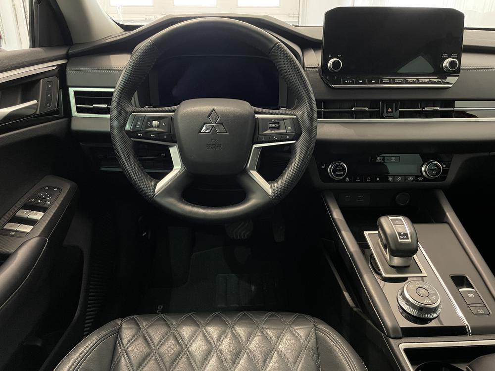 Mitsubishi Outlander SEL AWD / 7 PASSAGERS 2023 d&rsquo;occasion à vendre - 11