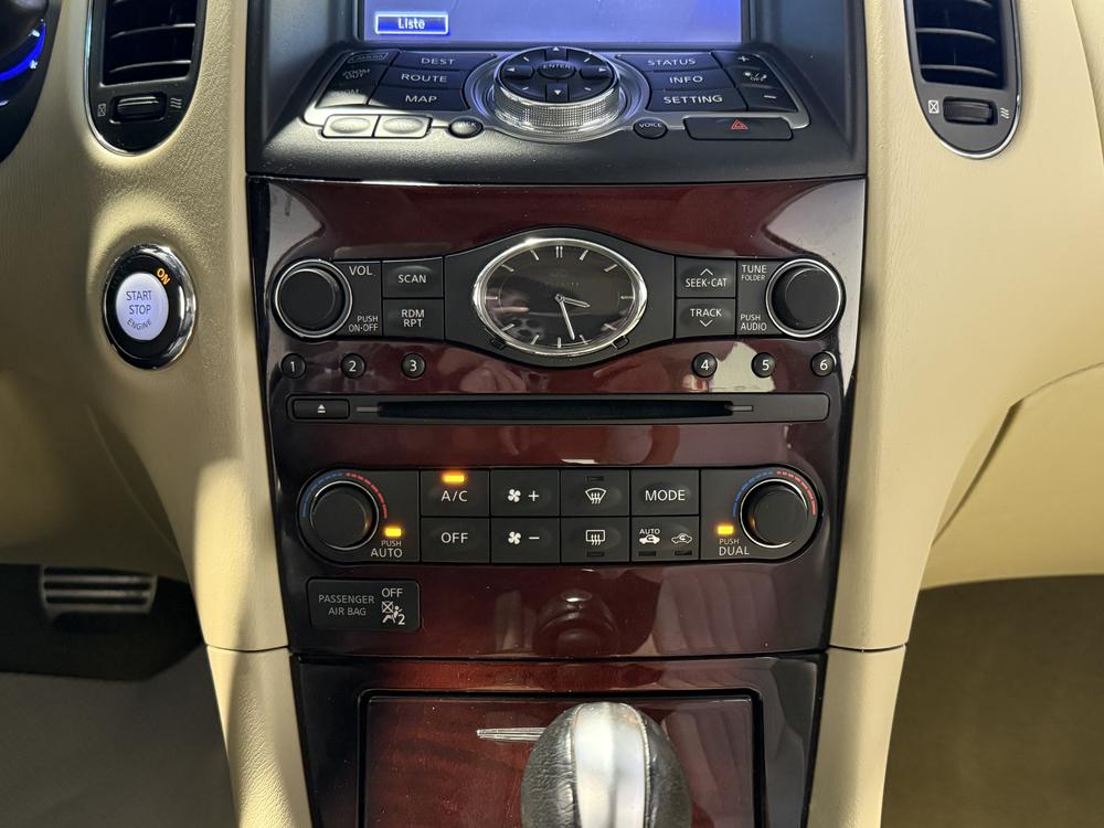 Infiniti QX50 LUXURY 2017 d&rsquo;occasion à vendre - 28