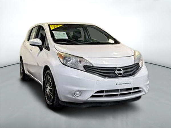 White 2015 Nissan Versa Note Hatchback Front-Wheel Drive Automatic
