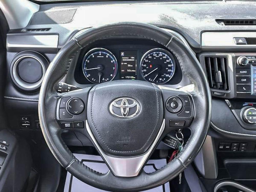 Toyota RAV4 2017 Bourgogne usage à vendre Toyota RAV4 2017 Bourgogne usage à vendre