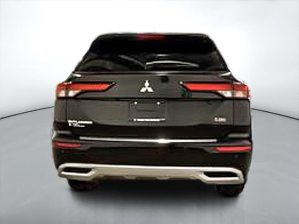 Mitsubishi Outlander GT 2024 d&rsquo;occasion à vendre - 4