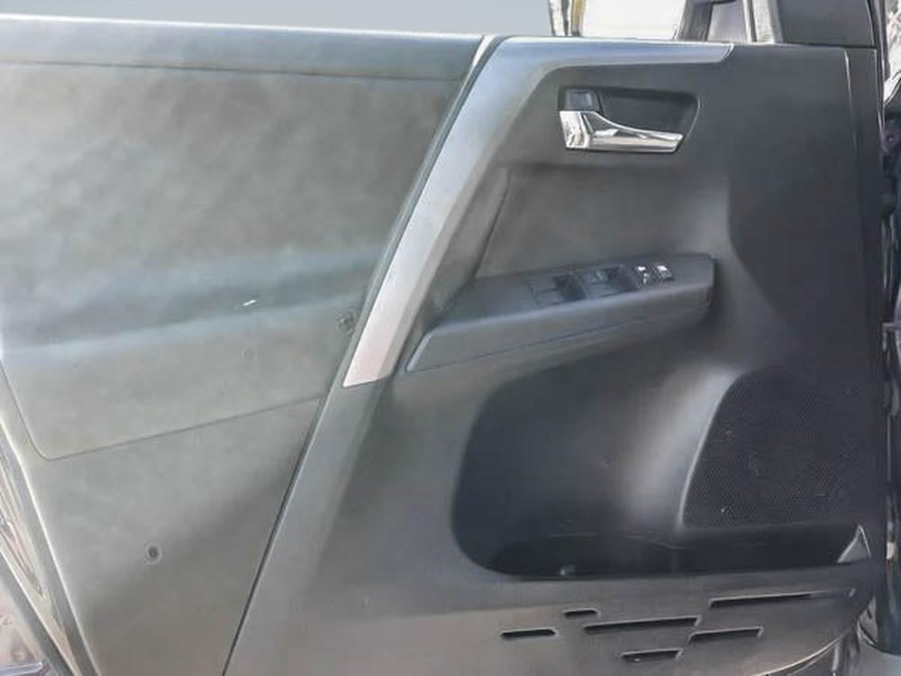 Toyota RAV4 2017 Bourgogne usage à vendre Toyota RAV4 2017 Bourgogne usage à vendre