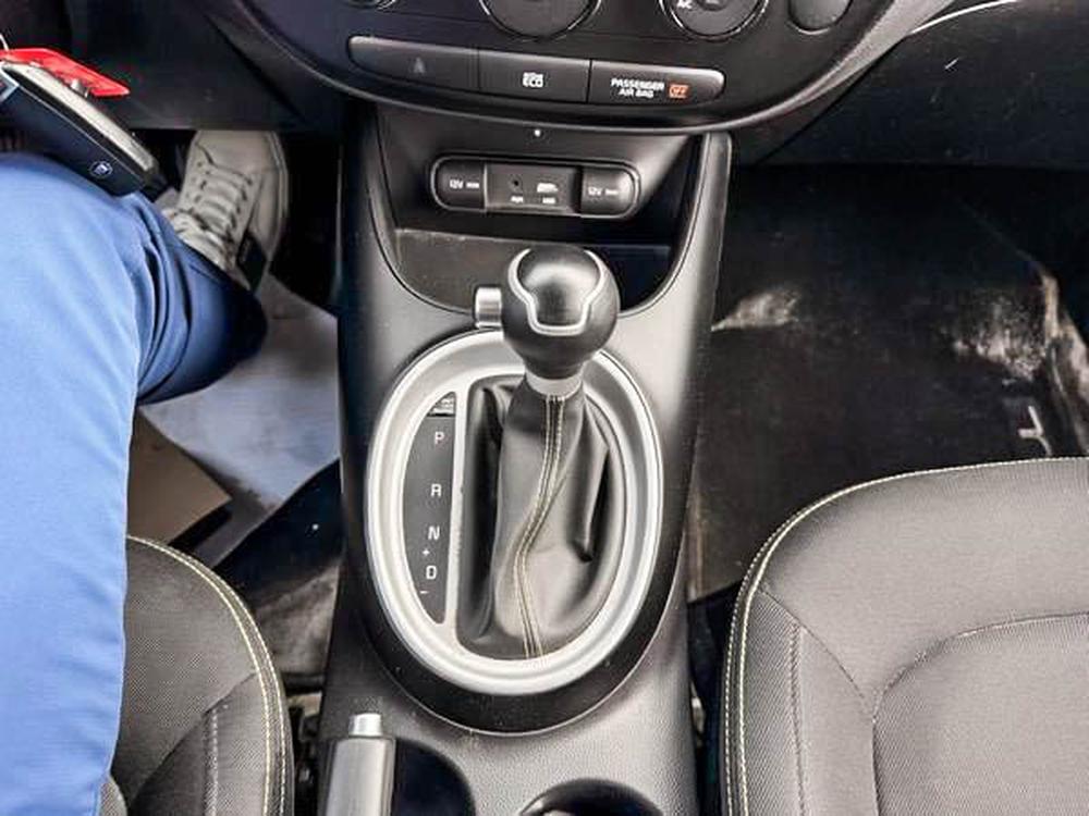 Kia Soul 2016 Noir usage à vendre Kia Soul 2016 Noir usage à vendre