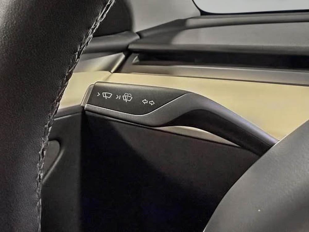 Tesla Model Y LONG RANGE 2023 d&rsquo;occasion à vendre - 22