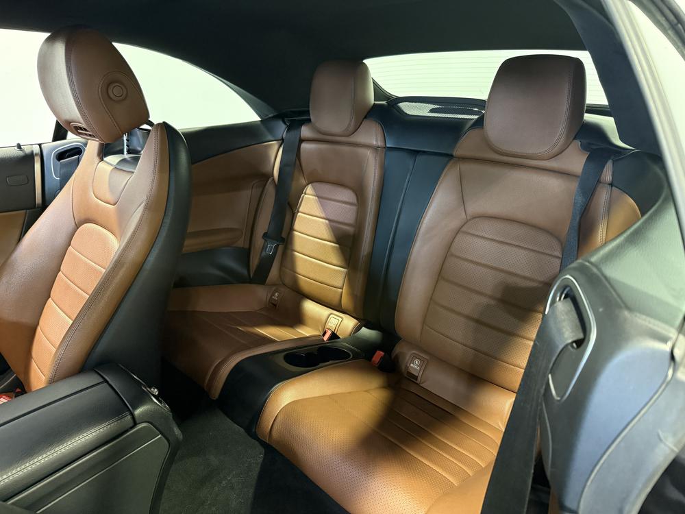 Mercedes-Benz Classe-C 300 2018 d&rsquo;occasion à vendre - 29