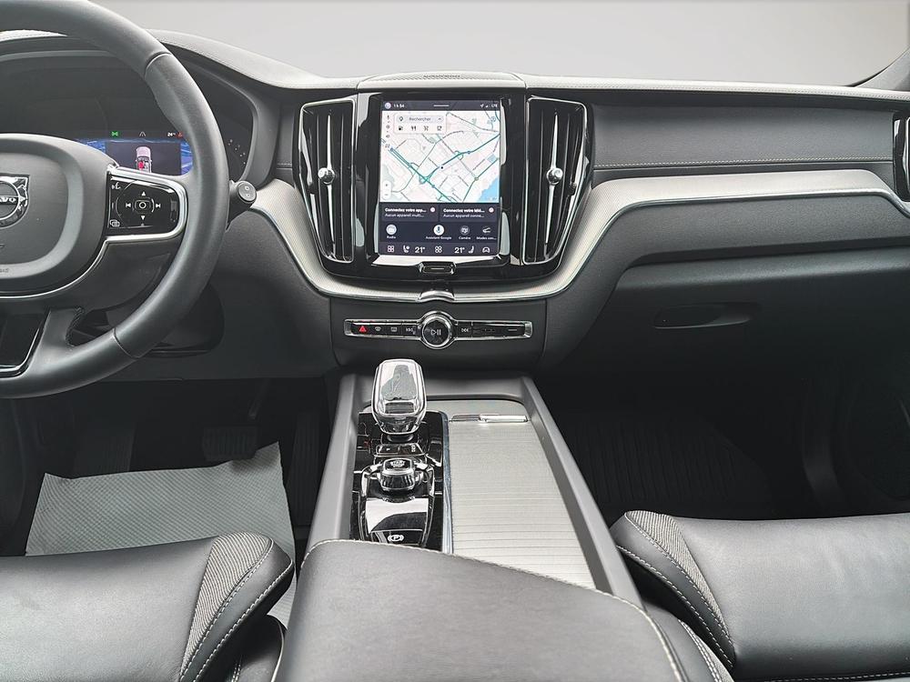 Volvo XC60 B5 ULTIMATE AWD DARK THEME 2024 d&rsquo;occasion à vendre - 17