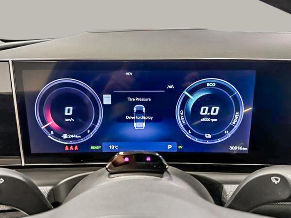 Hyundai Tucson hybride rechargeable Ultimate 2025 d&rsquo;occasion à vendre - 24