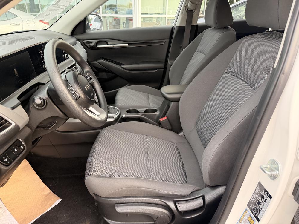Kia Seltos LX FWD 2024 d&rsquo;occasion à vendre - 16