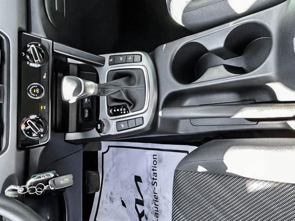 Kia Seltos 2024 Gris usage à vendre Kia Seltos 2024 Gris usage à vendre