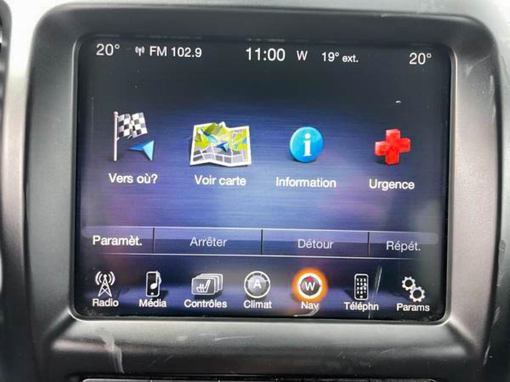 Jeep Cherokee NORTH 2014 d&rsquo;occasion à vendre - 24