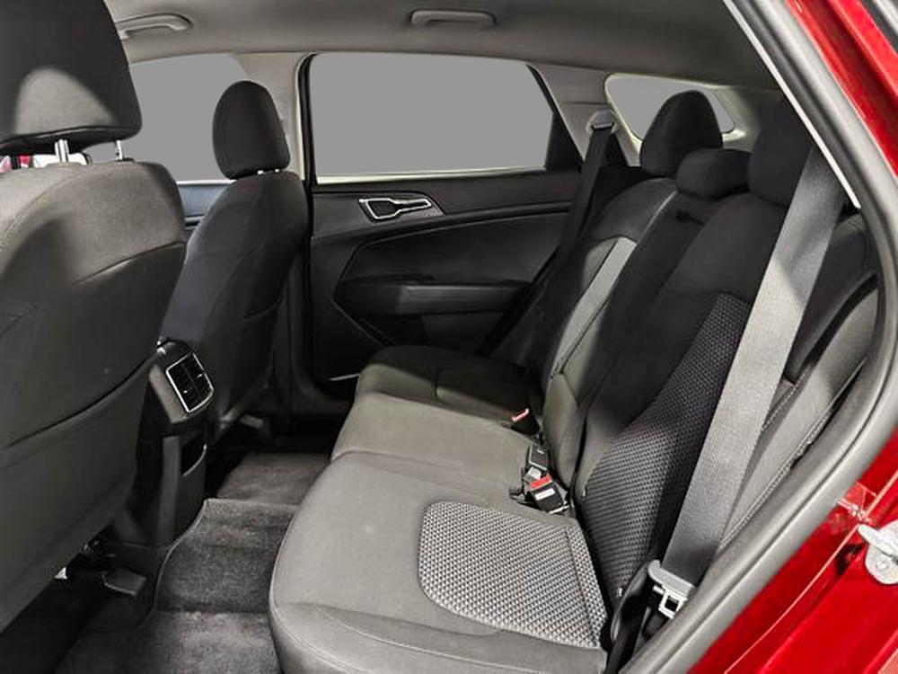 Kia Sportage lx 2023 d&rsquo;occasion à vendre - 29