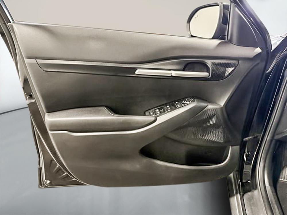 Kia Seltos LX 2021 d&rsquo;occasion à vendre - 13