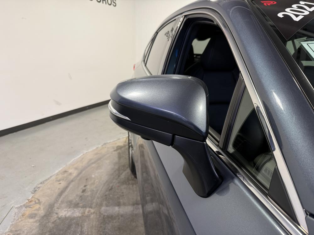 Toyota Venza Limited 2021 d&rsquo;occasion à vendre - 12