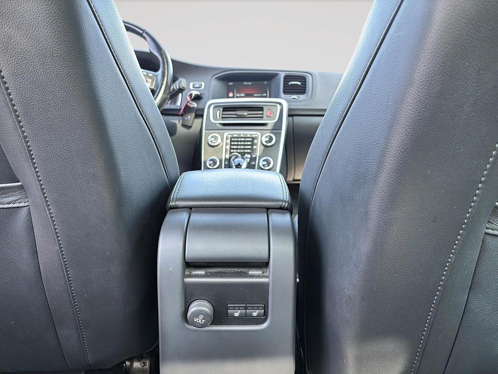 Volvo S60 T5 PREMIER AWD // PLUS PACKAGE 2015 d&rsquo;occasion à vendre - 17