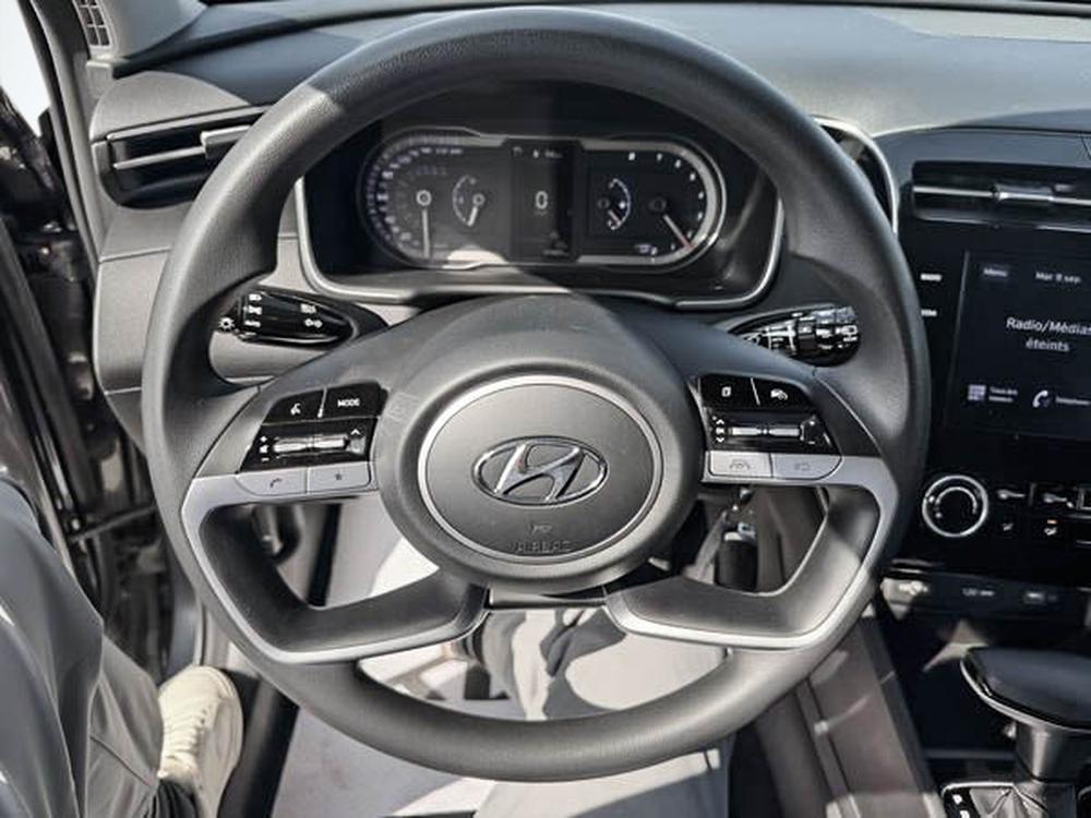 Hyundai Tucson ESSENTIAL FWD 2022 d&rsquo;occasion à vendre - 19