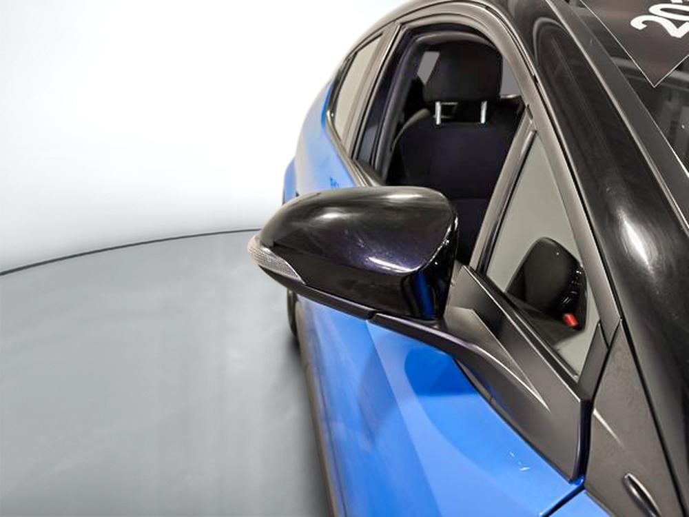 Toyota C-HR BASE 2019 d&rsquo;occasion à vendre - 11