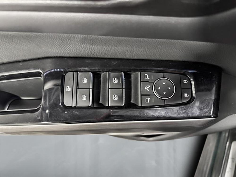 Nissan Pathfinder PLATINUM 2023 d&rsquo;occasion à vendre - 16