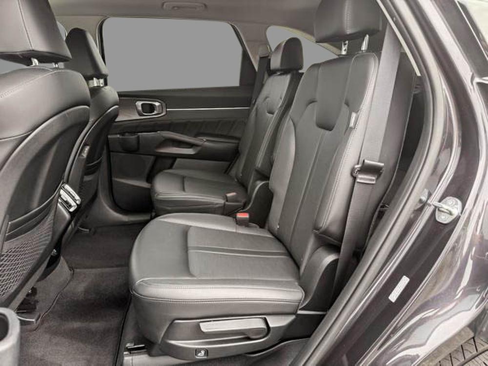 Kia Sorento X-LINE AWD 2025 d&rsquo;occasion à vendre - 33