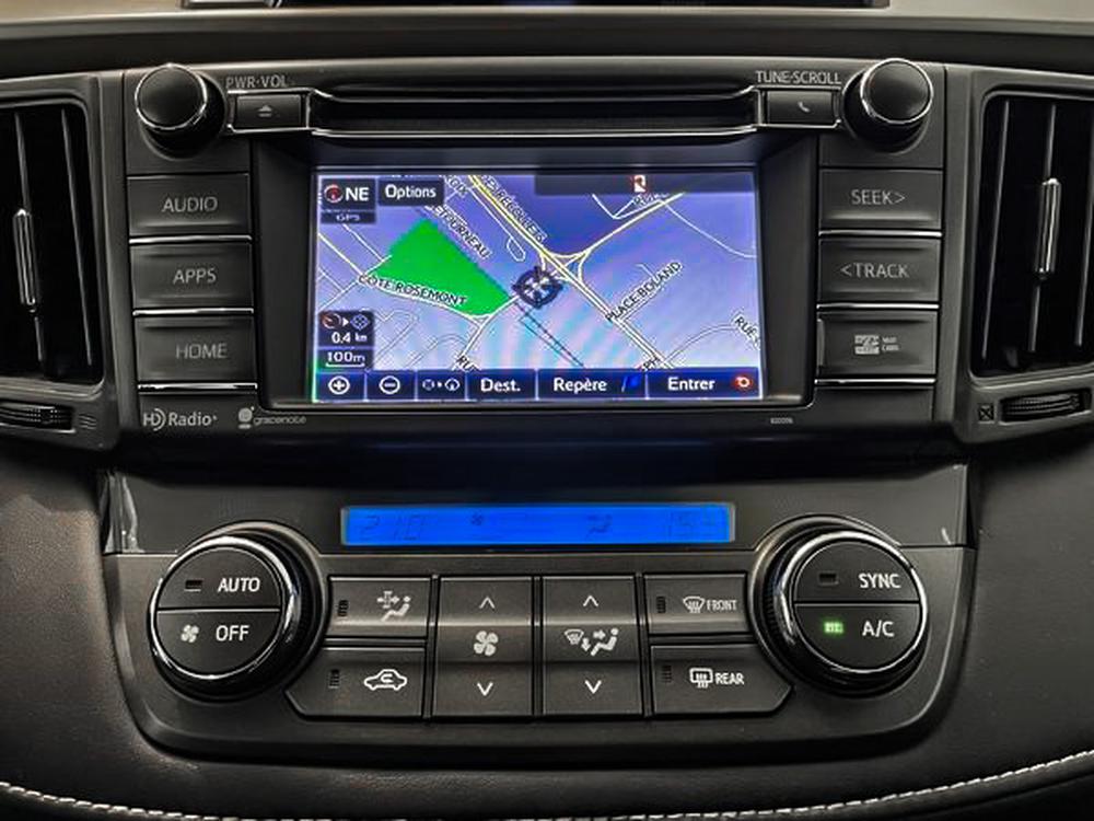 Toyota RAV4 XLE AWD 2015 d&rsquo;occasion à vendre - 23
