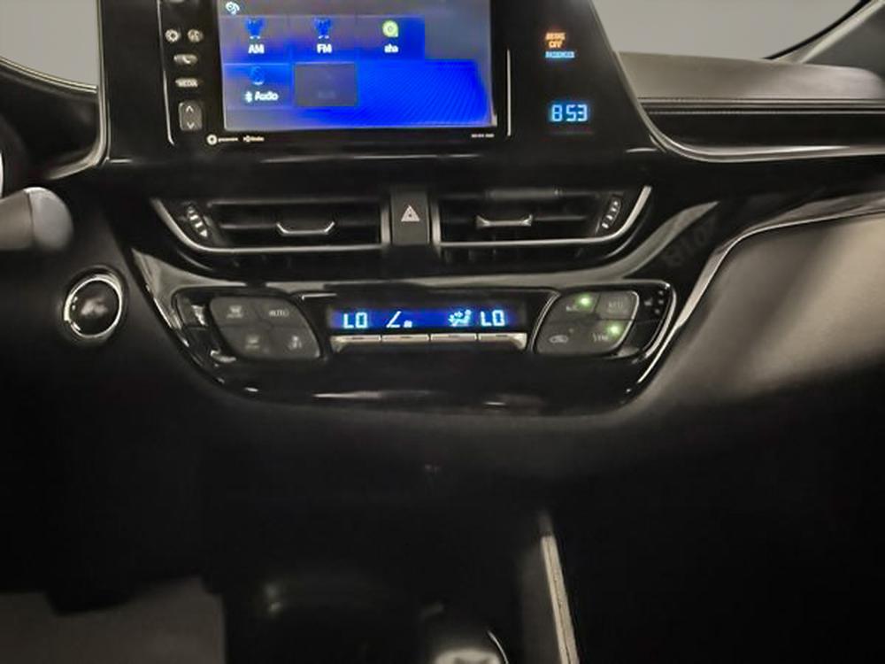 Toyota C-HR XLE 2018 d&rsquo;occasion à vendre - 27