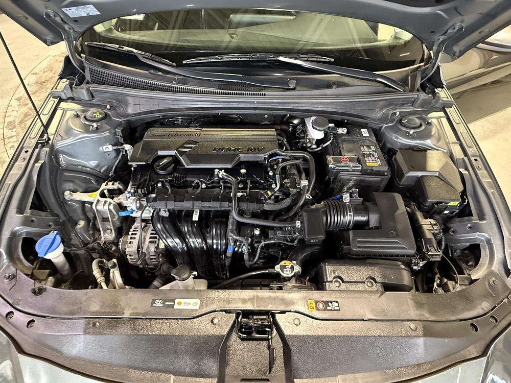 Hyundai Elantra Preferred 2025 d&rsquo;occasion à vendre - 31