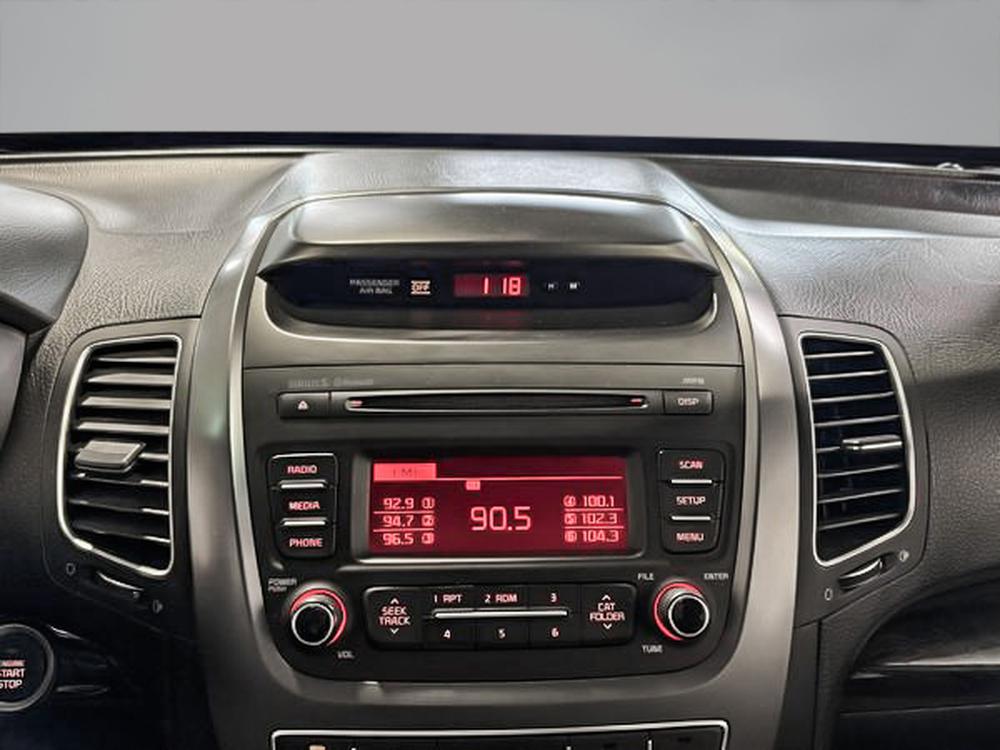 Kia Sorento LX 2015 d&rsquo;occasion à vendre - 24