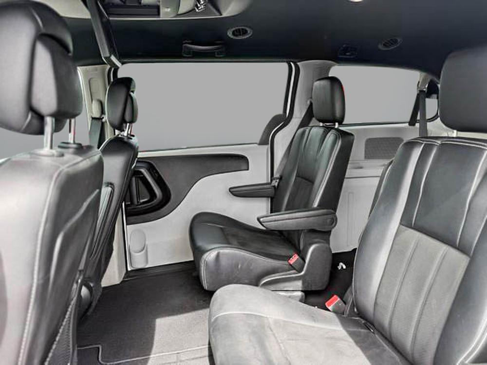 Dodge Grand Caravan SXT Prenium 2019 d&rsquo;occasion à vendre - 9