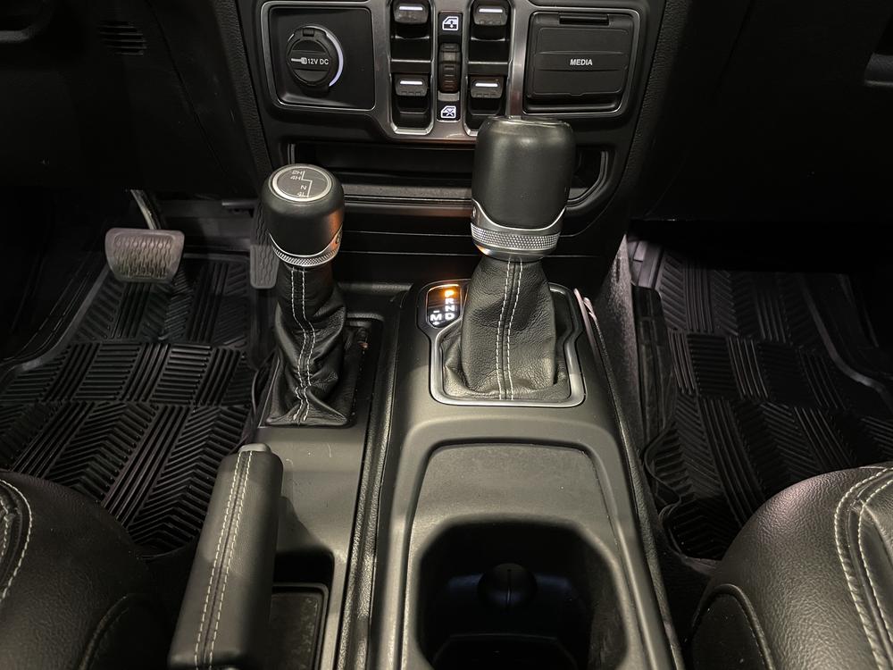 Jeep Wrangler Unlimited Sahara 2022 d&rsquo;occasion à vendre - 27