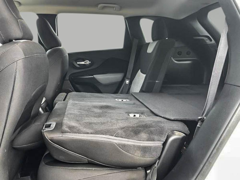Jeep Cherokee NORTH 2014 d&rsquo;occasion à vendre - 28