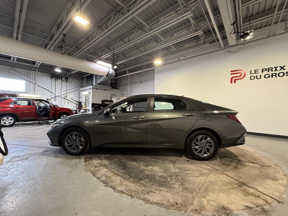 Hyundai Elantra Preferred 2025 d&rsquo;occasion à vendre - 7