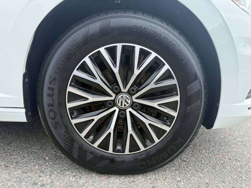 Volkswagen Jetta Highline 2020 à vendre à Trois-Rivières - 8