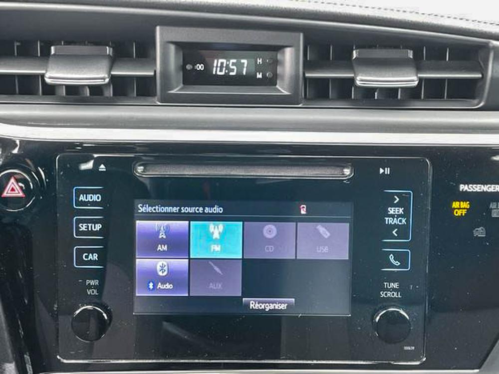 Toyota Corolla LE 2017 d&rsquo;occasion à vendre - 21