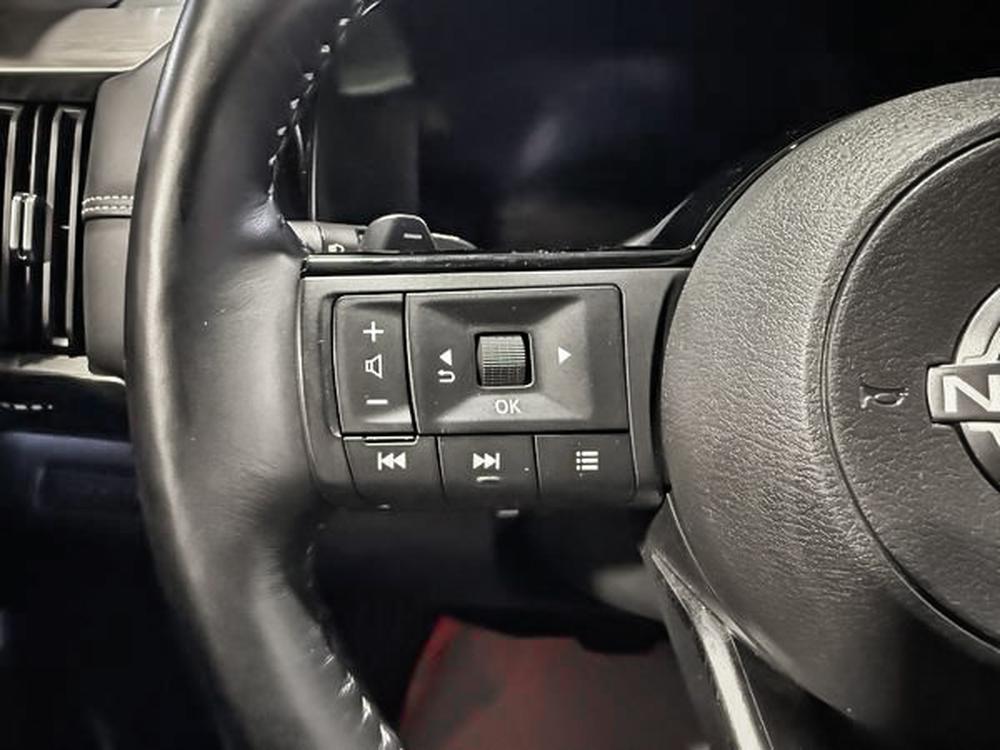 Nissan Pathfinder PLATINUM 2023 d&rsquo;occasion à vendre - 21