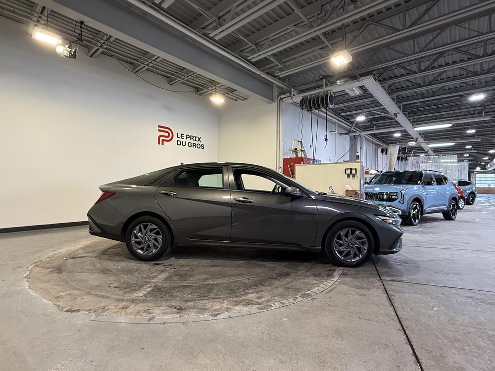 Hyundai Elantra Preferred 2025 d&rsquo;occasion à vendre - 2